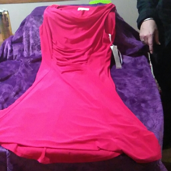 Dress - Picture 3 of 3
